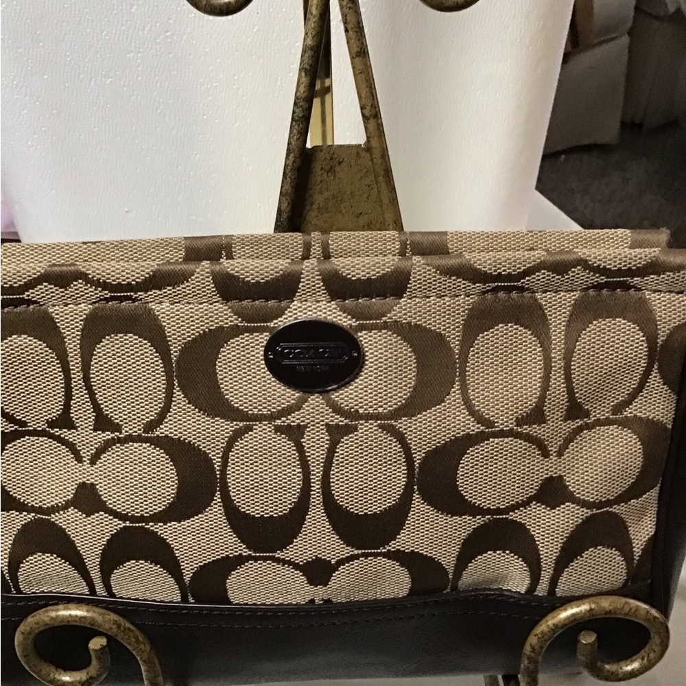 Coach Signature C Clutch